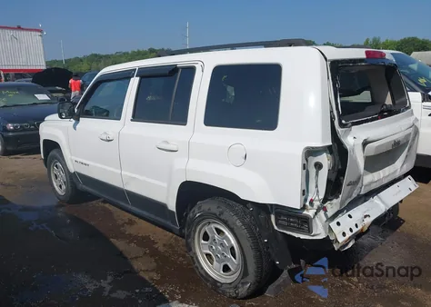 2015 Jeep Patriot Sport z USA, uszkodzony, nr VIN 1C4NJRBB2FD197440